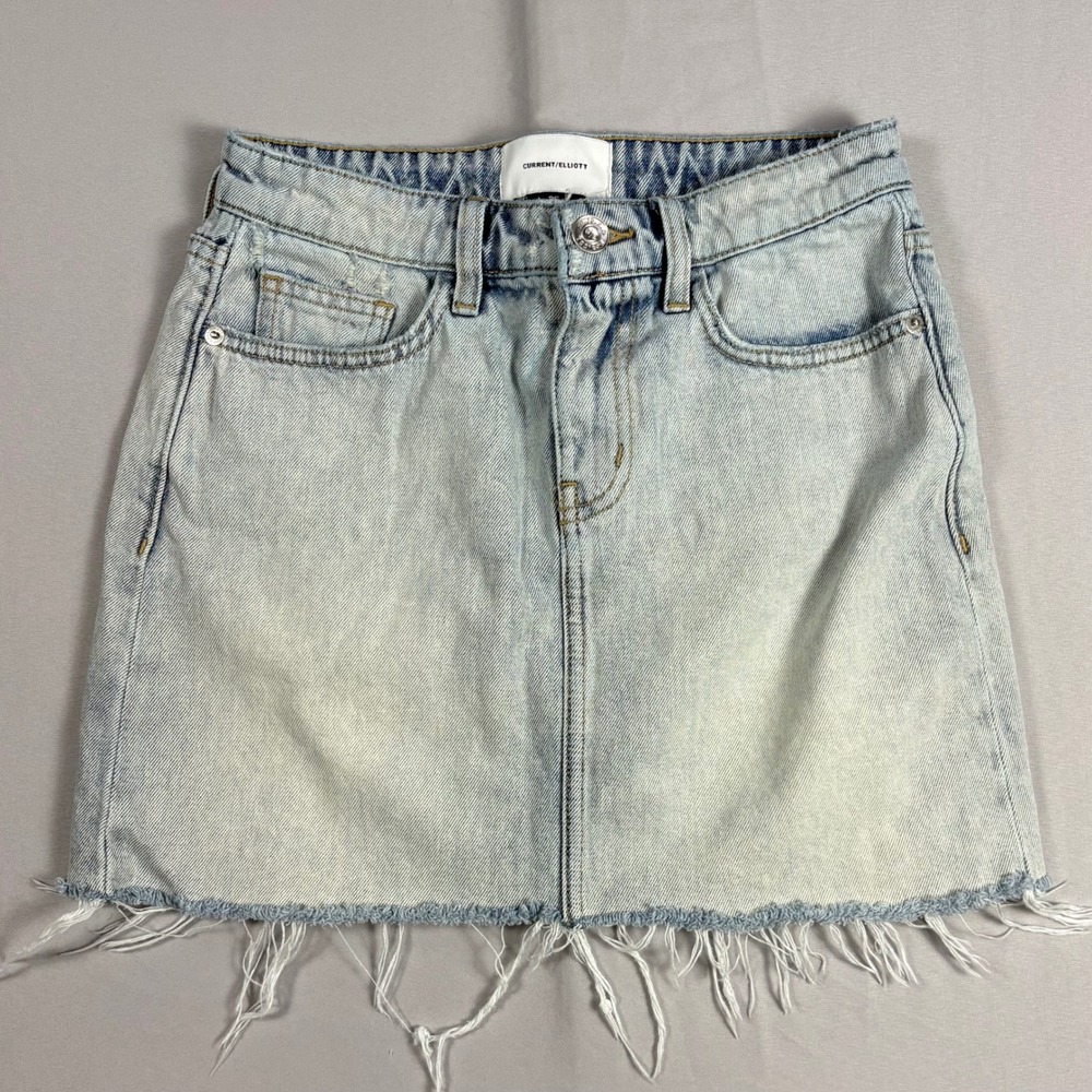 Current/Elliott Light Wash Denim Mini Skirt Raw Fringe Hem Size 25